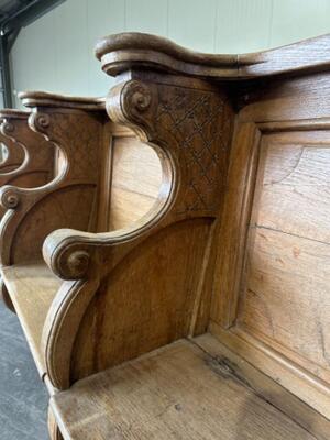 Choir Seats Total Lenght : 512 Cm en Wood Oak, Belgium  18 th century