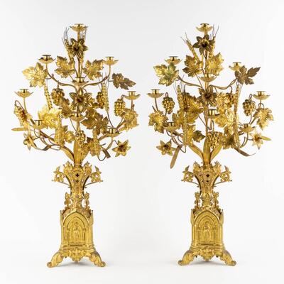 Floral Candle - Holders en Brass / Bronze / Gilt, France 19 th century