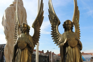 Angels style gothic en bronze, France 19th century