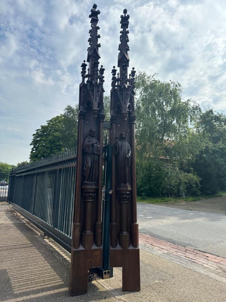 Pair Gothic - Style Architectural Ornaments