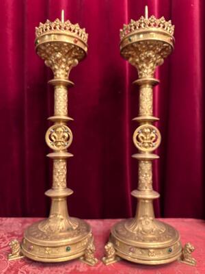 Candle Holders Measures Without Pin style Gothic - Style en Brass / Bronze / Gilt / Stones, Belgium  19 th century ( Anno 1865 )