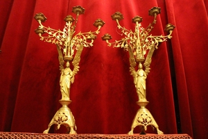 Candle Sticks style Gothic - style en Bronze / Gilt, France 19th century