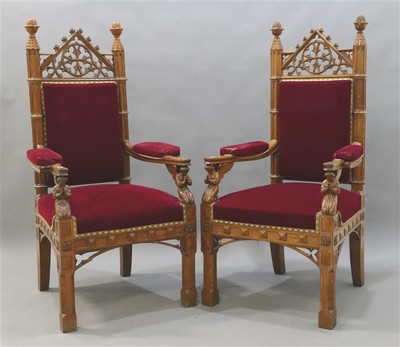 Chairs Expected ! style Gothic - style en Oak Wood /  Red Velvet, Germany 19 th century ( Anno 1880 )