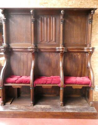 Choir Seats  style Gothic - Style en Oak wood, Belgium  19 th century