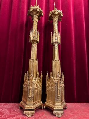 Exceptional Candle Holders Height 100 Cm. Measures Without Pin. style Gothic - Style en Full Bronze Gilt, France 19 th century ( Anno 1865 )