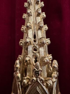 Exceptional Reliquaries style Gothic - Style en Bronze / Polished and Varnished / Glass, France 19 th century ( Anno 1865 )