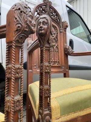 Exceptional Seats style Gothic - Style en Hand - Carved Oak Wood, France 19 th century