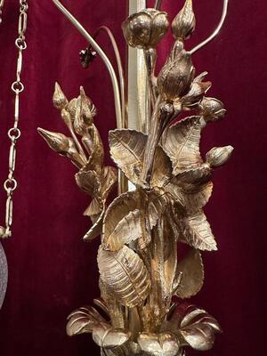 Exceptional Standing Sanctuary Lamps style Gothic - Style en Bronze / Polished and Varnished, France 19 th century ( Anno 1865 )