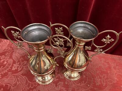 Flower - Vases style Gothic - Style en Brass / Bronze / Polished and Varnished, Belgium  19 th century ( Anno 1890 )