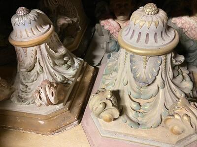Hanging Pedestals style Gothic - Style en Plaster, France 19 th century ( Anno 1890 )