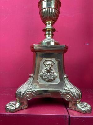 Large Candle Holders Measures Without Pin style Gothic - Style en Bronze , Belgium  19 th century ( Anno 1885 )