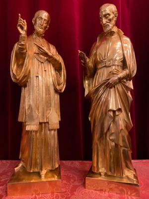 Left : Bronze Statue Imagination St. Clemens Maria Hofbauer Patron Of Vienna. Right : Bronze Statue Imagination St. Benedict Joseph Labre. style Gothic - style en Bronze / Polished and Varnished, France 19 th century ( Anno 1880 )