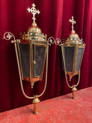Matching Lanterns style Gothic - style en Brass / Bronze / Polished and Varnished, Belgium  19 th century ( Anno 1890 )