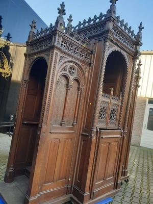 Matching Confessionals style Gothic - style / Romanesque en Oak wood, Roeselare St Amandus Church Belgium 19 th century ( Anno 1865 )