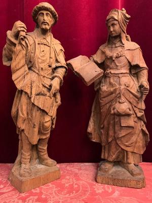 Pair Of Fully Hand-Carved Sculptures St. Cyrillus & St. Sybilla en Oak wood, France 18 th century