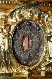 Reliquaries. Ex Ossibus Unknown Saints. style Romanesque en Bronze / Polished and Varnished, France 19th century / Relics inside 18th century
