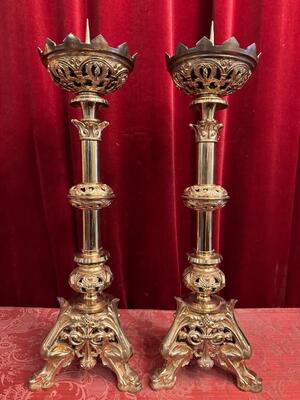 Candle Holders Measures Without Pin style Romanesque - Style en Bronze Gilt, France 19 th century ( Anno 1885 )