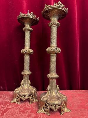 Candle Holders Measures Without Pin style Romanesque - Style en Bronze, France 19 th century ( Anno 1885 )