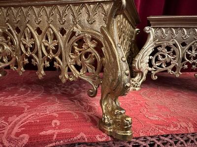 Matching Tabors. Egual On 4 Sides style Romanesque - Style en Bronze Gilt, France 19 th century ( Anno 1875 )