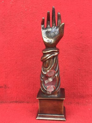 Reliquary Arm Contains The Relic Of: St. Nicholas Of Bari Ex Ossibus  en Bronze / Glass / Originally Sealed, Italy 19th century