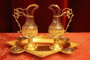 Cruets en Brass / Bronze / Gilt / Glass, France 19th century